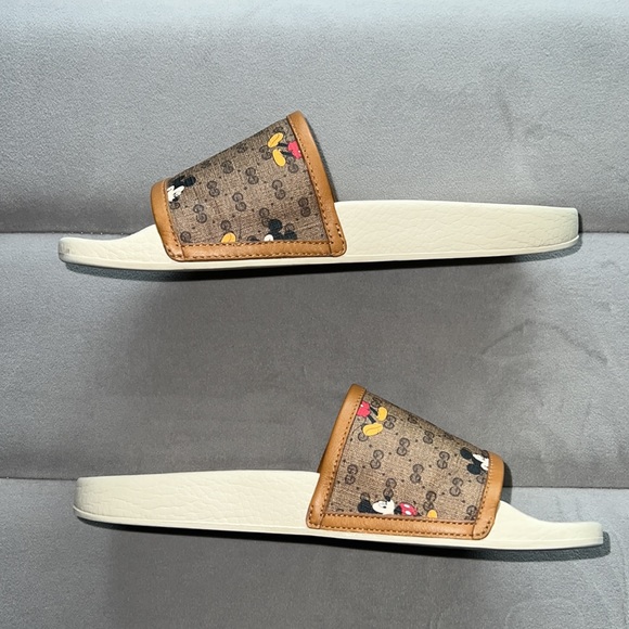 GUCCI x DISNEY Mickey Mouse slides - Picture 3 of 10